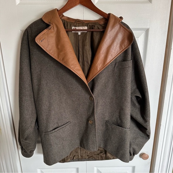 Vintage Gucci Wool blazer Leather Trim 48 Dolman Sleeve